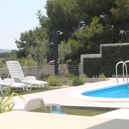 Villa Marta 3 Bedrooms, 2 Baths And Pool Kaštel Štafilić Extérieur photo