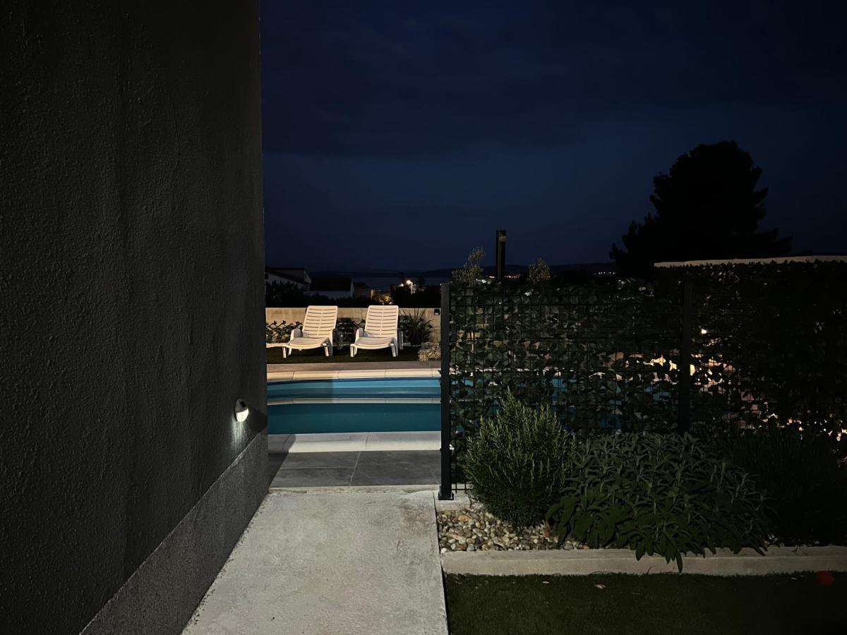 Villa Marta 3 Bedrooms, 2 Baths And Pool Kaštel Štafilić Extérieur photo