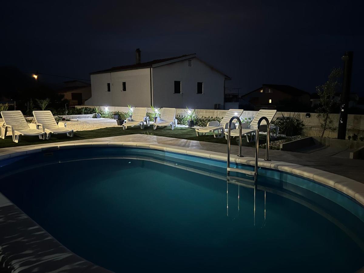 Villa Marta 3 Bedrooms, 2 Baths And Pool Kaštel Štafilić Extérieur photo